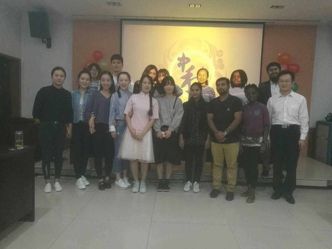 1507718996600008290.jpg 2.jpg