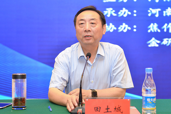 1495442851061003297.jpg 2584517823.jpg